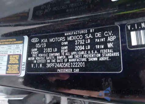 2019 Kia Forte Lxs z USA, uszkodzony, nr VIN 3KPF24AD5KE122201